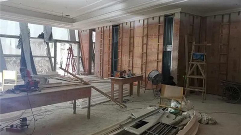 免砸砖防水补漏胶水：真的无需破坏瓷砖就能解决问题吗？**